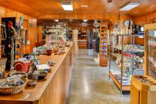 Photo of Crystal Lake Cave Photo of Crystal Lake Cave